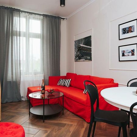 Movart Boutique Aparthotel Краків Екстер'єр фото