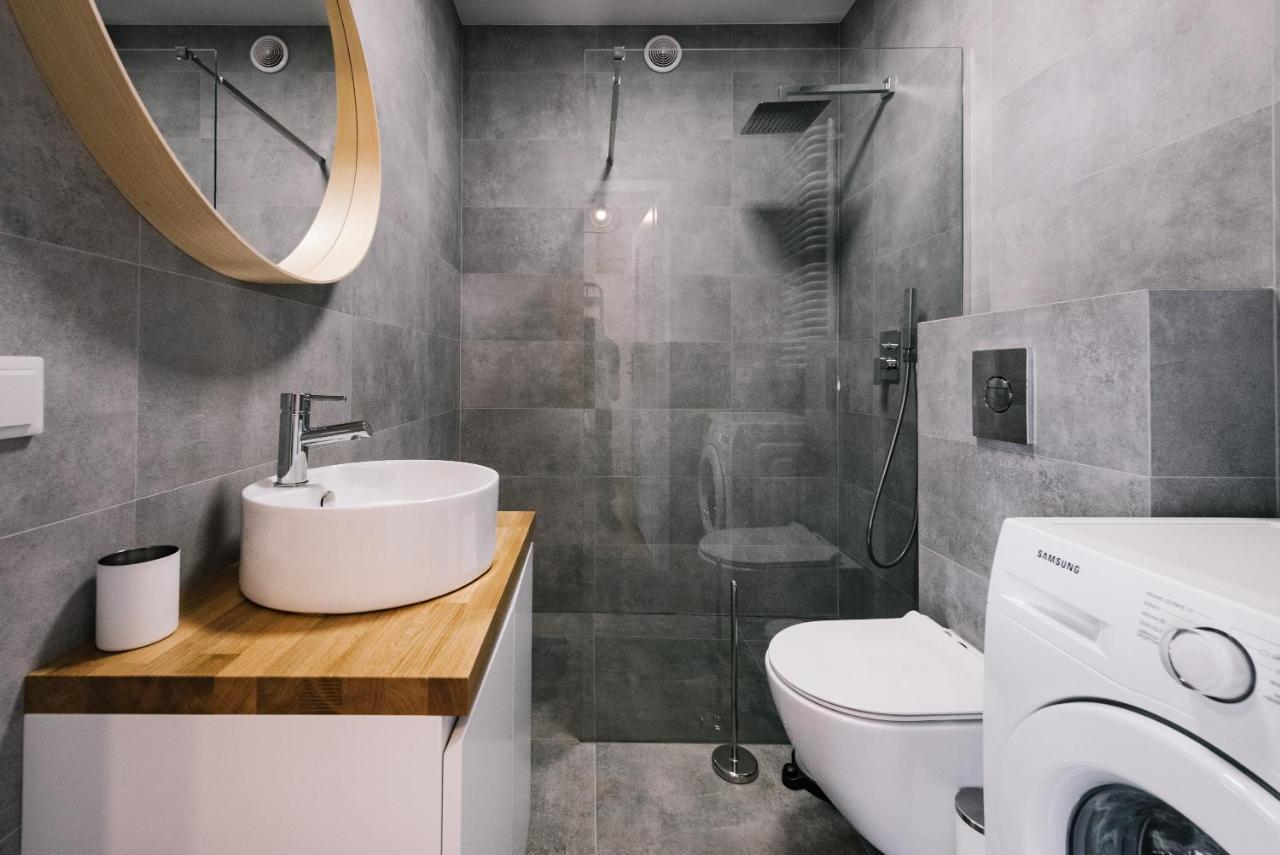 Movart Boutique Aparthotel Краків Екстер'єр фото