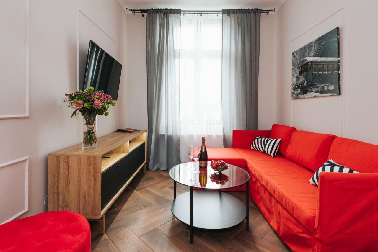 Movart Boutique Aparthotel Краків Екстер'єр фото