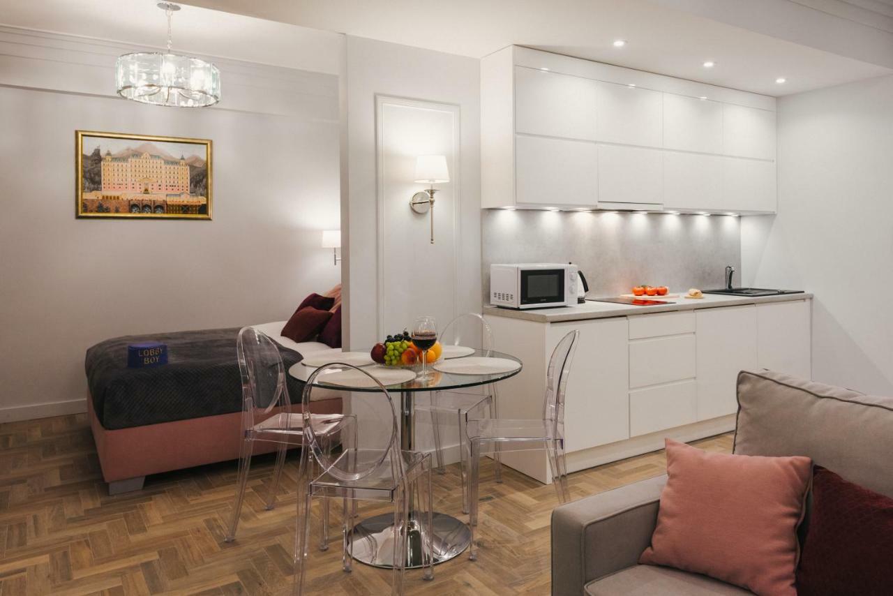 Movart Boutique Aparthotel Краків Екстер'єр фото
