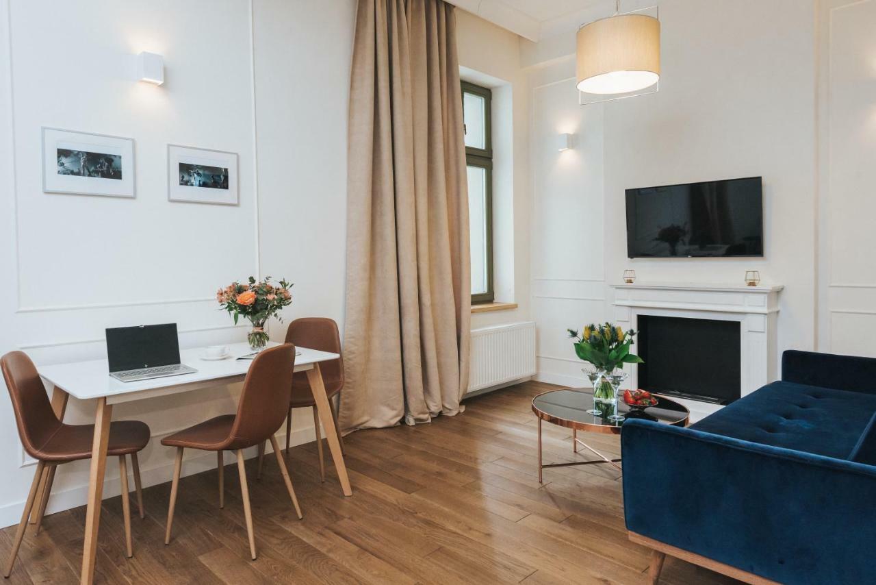 Movart Boutique Aparthotel Краків Екстер'єр фото