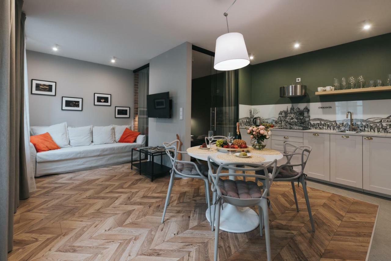 Movart Boutique Aparthotel Краків Екстер'єр фото